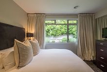 Riverview Retreat gallery image