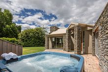 Riverview Retreat gallery image